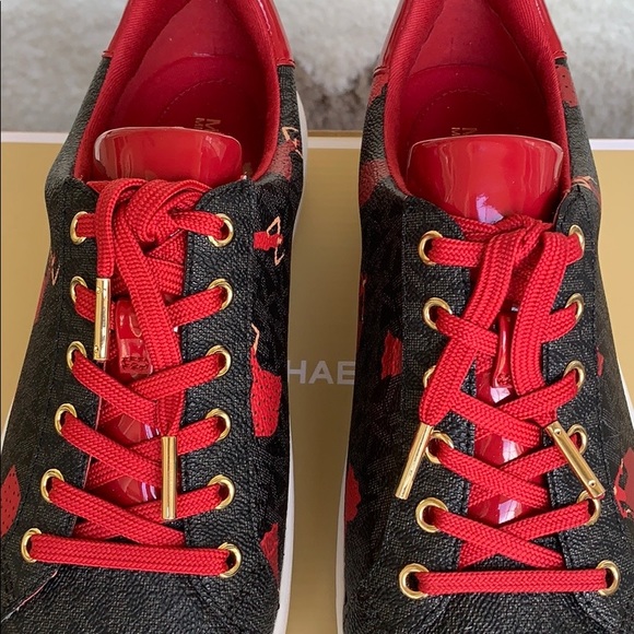 MICHAEL KORS POPPY LACE UP MINI LOGO PVC BLACK MUL - Picture 9 of 16